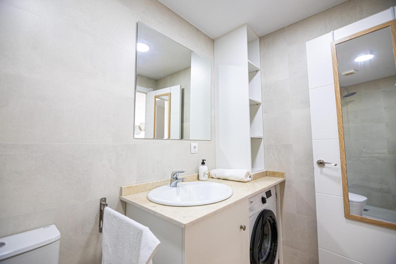 Sunstay Seaside Flat I Puerto Marina Apartamento *